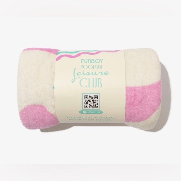 New Funboy Poolside Leisure Club Beach Towel - Picture 3 of 6